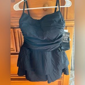 NWT Miraclesuit Swimwear